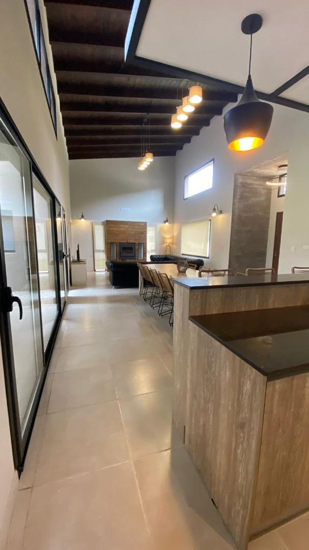 Costa Esmeralda, Casa en Venta, 3 dormitorios.