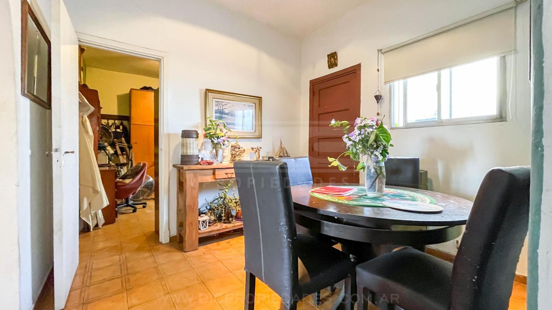 Depto Tipo Casa en Venta de 3 dormitorios