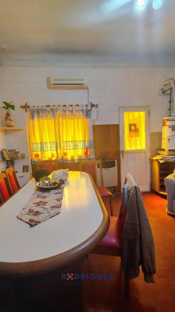 Venta de casa céntrica 3 dormitorios