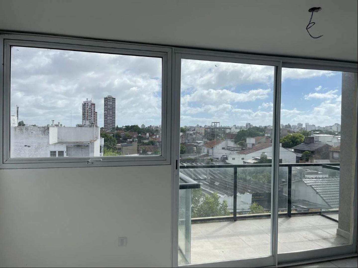 Departamento 2 ambientes con 2 baños