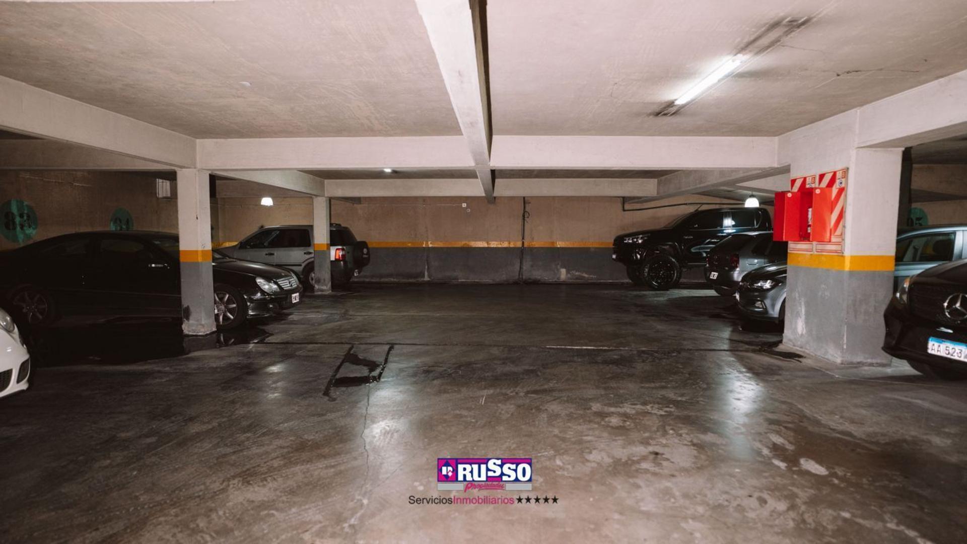 Alquiler cochera cubierta San Justo