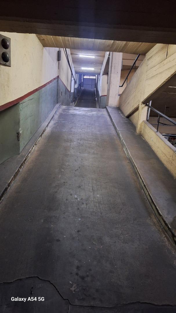 COCHERA FIJA PARANA  Y LAVALLE EXCELENTE UBICACION