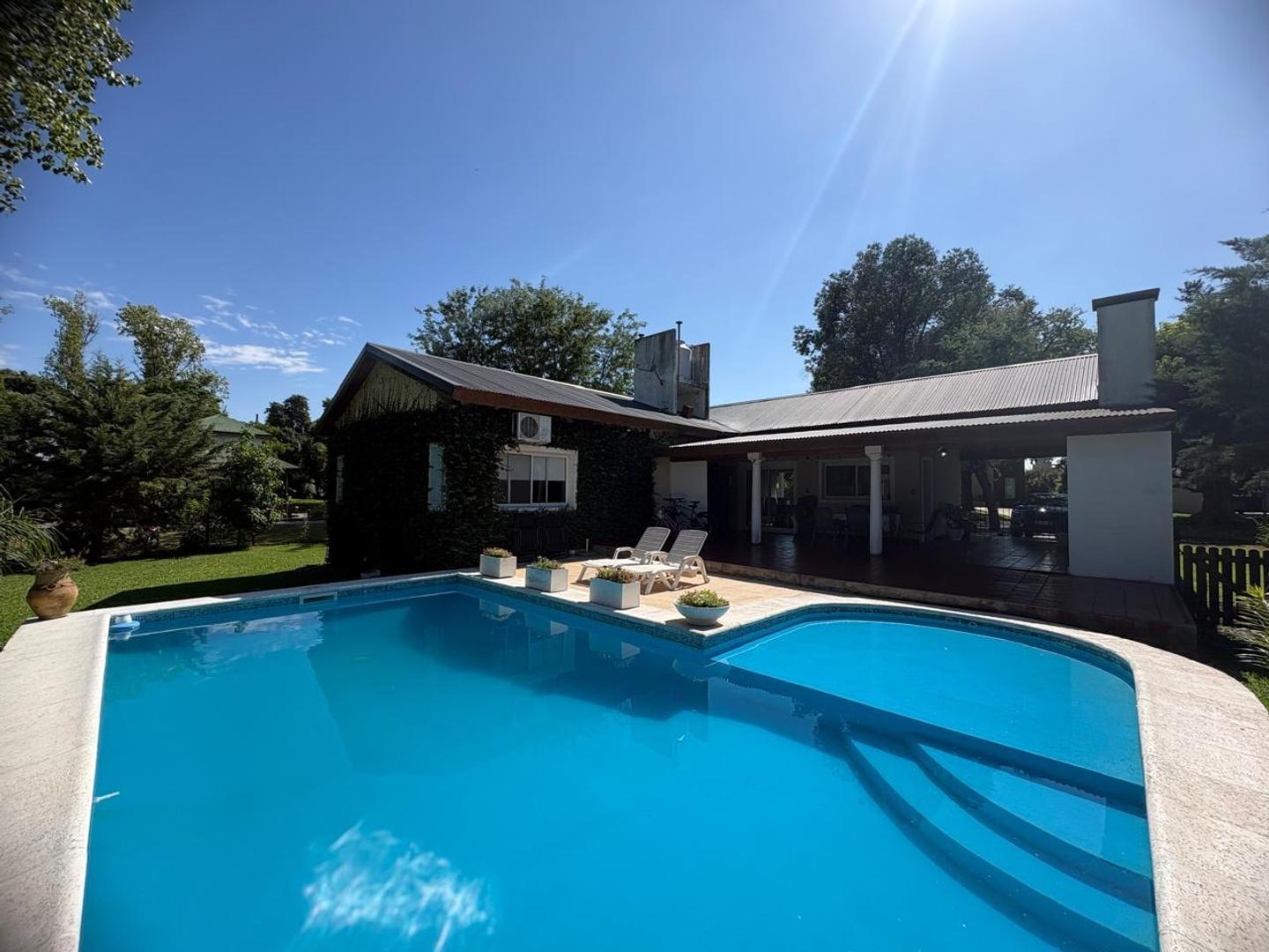 CASA EN VENTA ESTANCIA SMITHFIELD