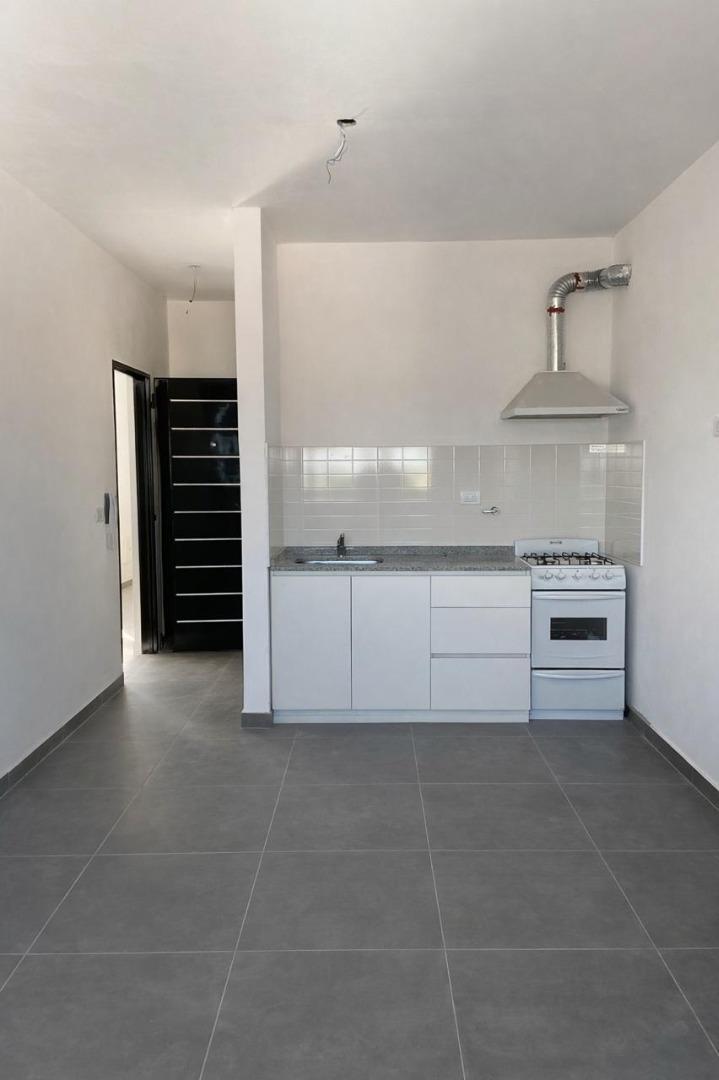 Av. Pte. Perón 6450