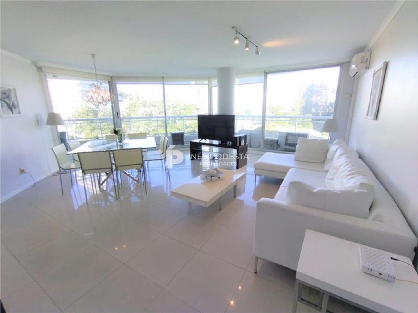 Departamento en Venta en Punta del Este, USD 365.000