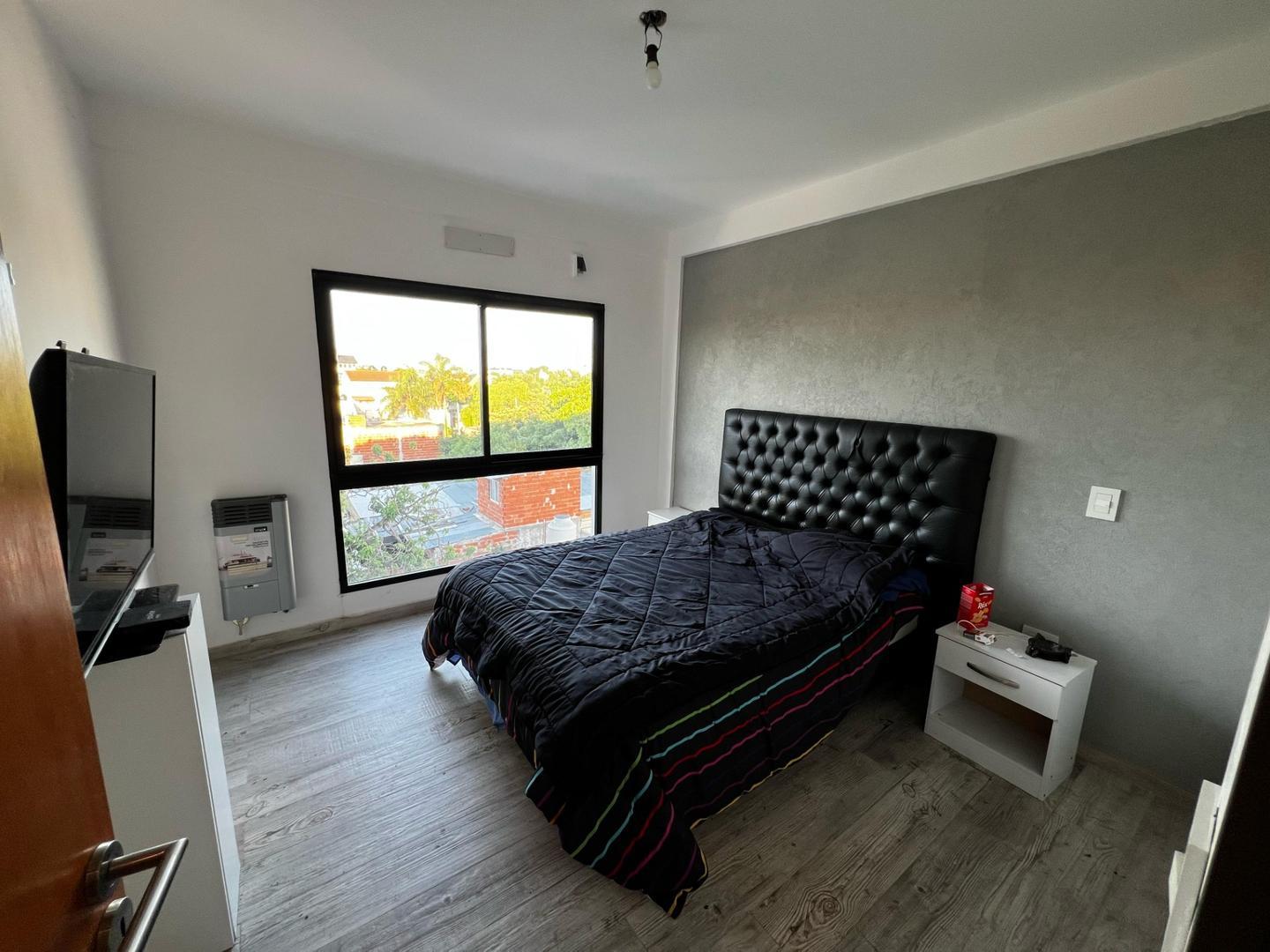 DEPARTAMENTO SEMIPISO 3 AMBIENTES  CON COCHERA