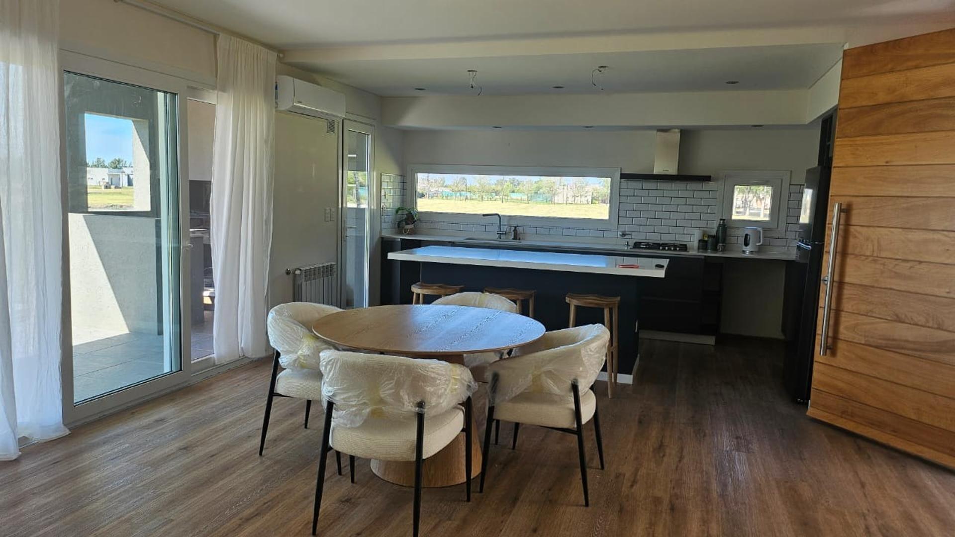 CASA EN VENTA A ESTRENAR HARAS DEL SUR III