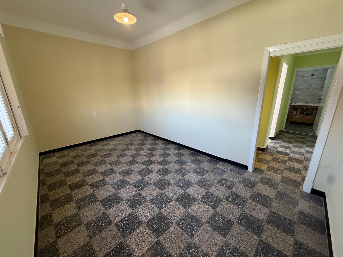 Departamento 3 Amb. con Terraza Propia – Centro V.Adelina