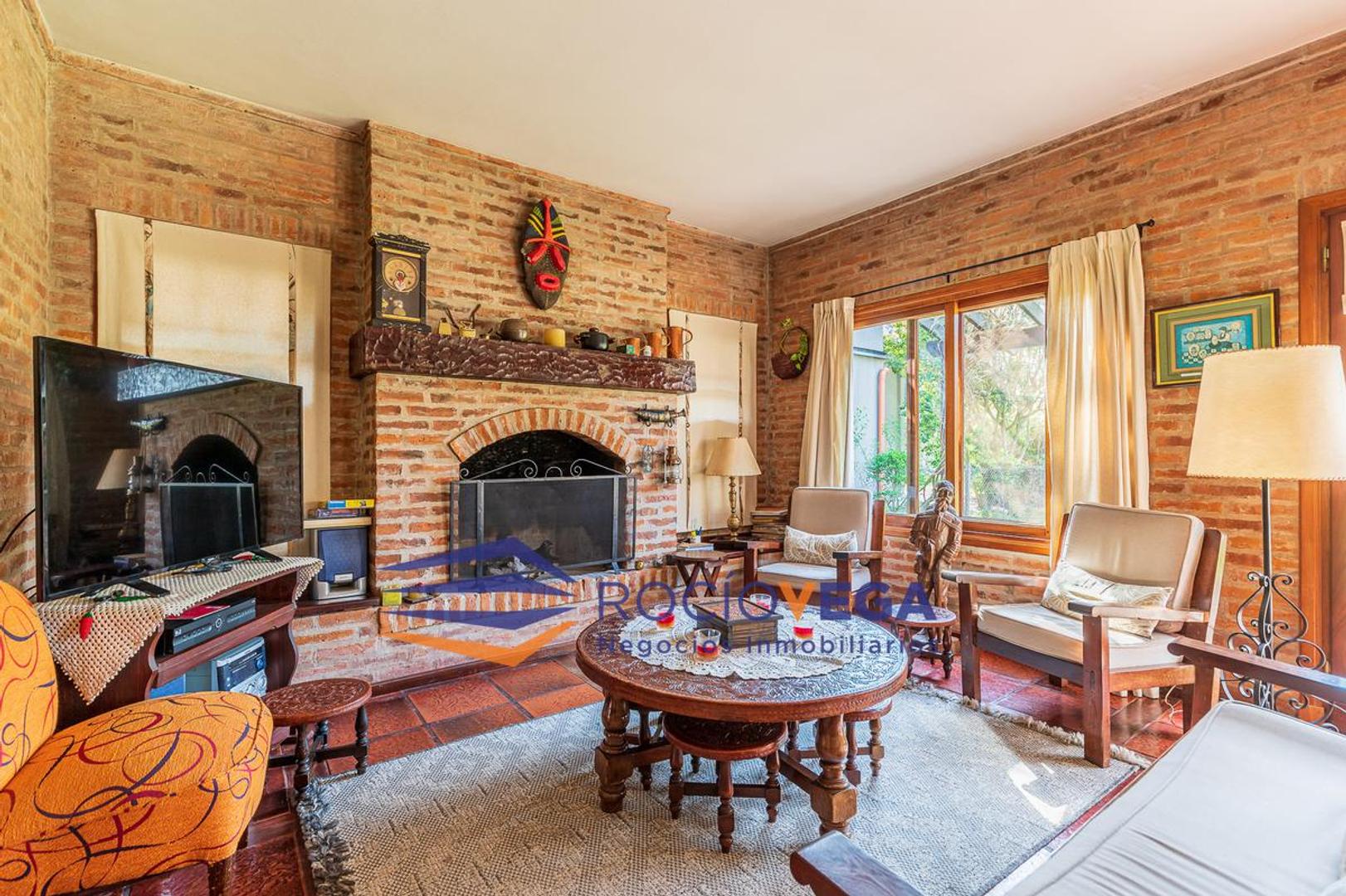 Casa 6 ambientes con 3 baños