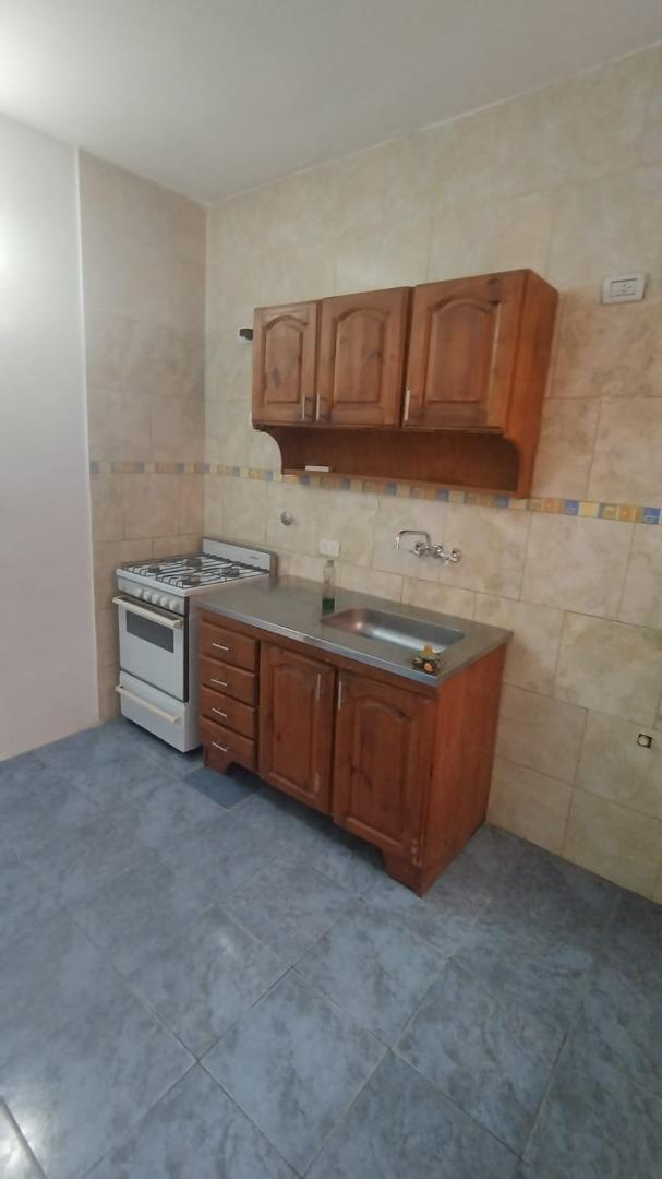 Depto Tipo Casa 2 ambientes con 1 baño