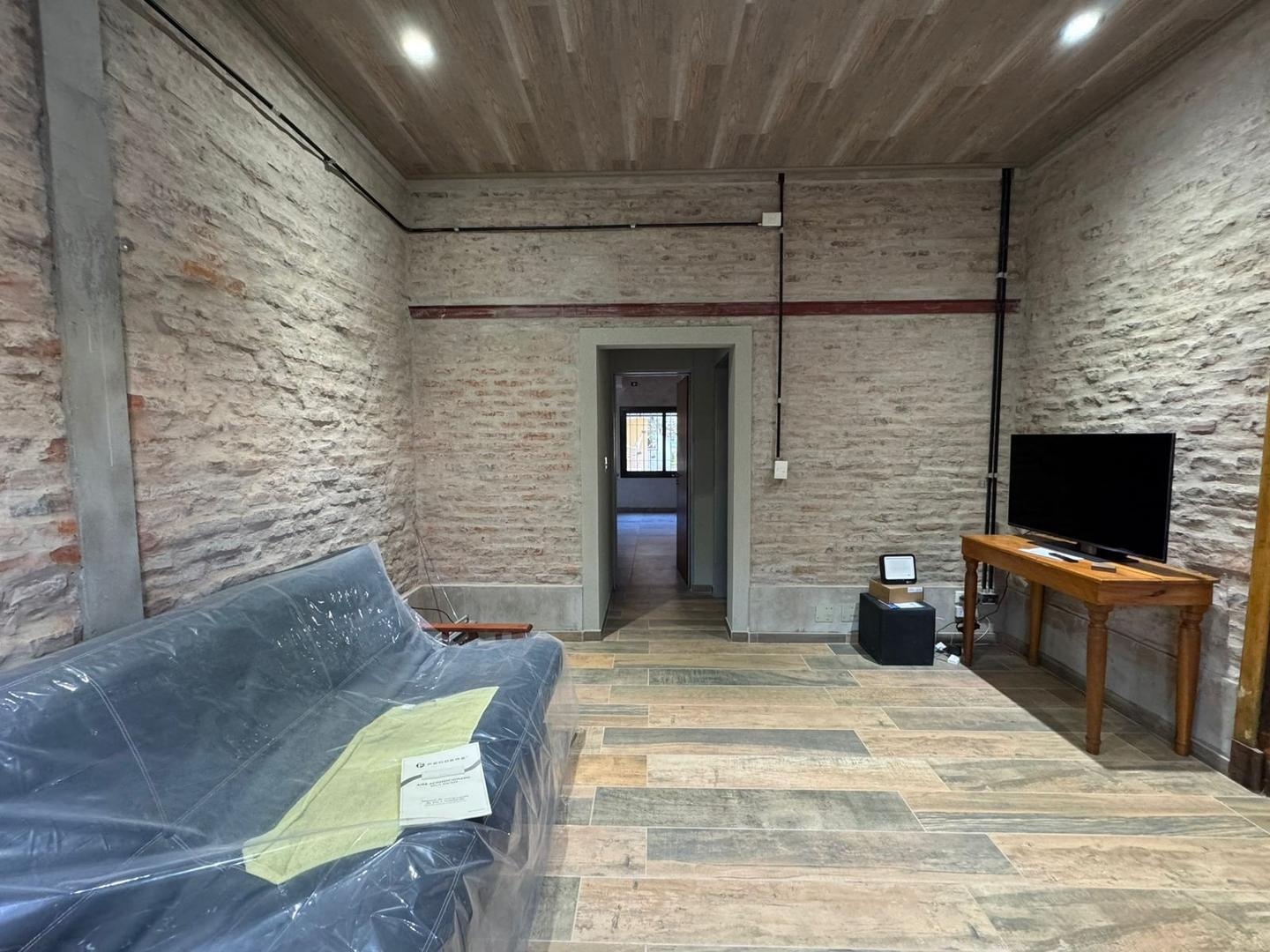 Casa en Alquiler en San Antonio de Padua, $ 1.500.000