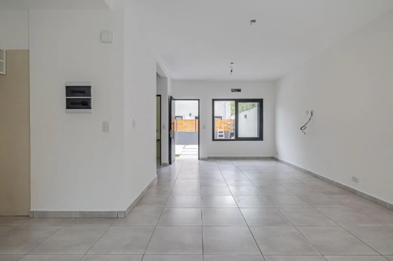 Depto Tipo Casa en Venta de 2 dormitorios