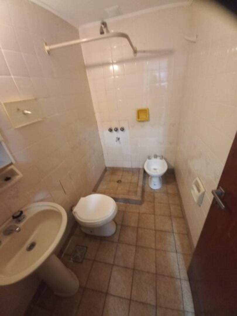 2º ¨Piso.  Caller Bahia Blanca Nº 227- Nqn. , Piso 2