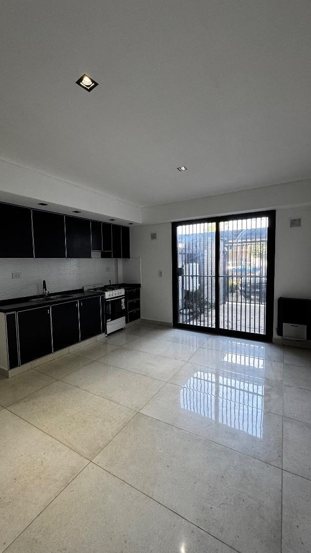 Victoriano Loza 1300