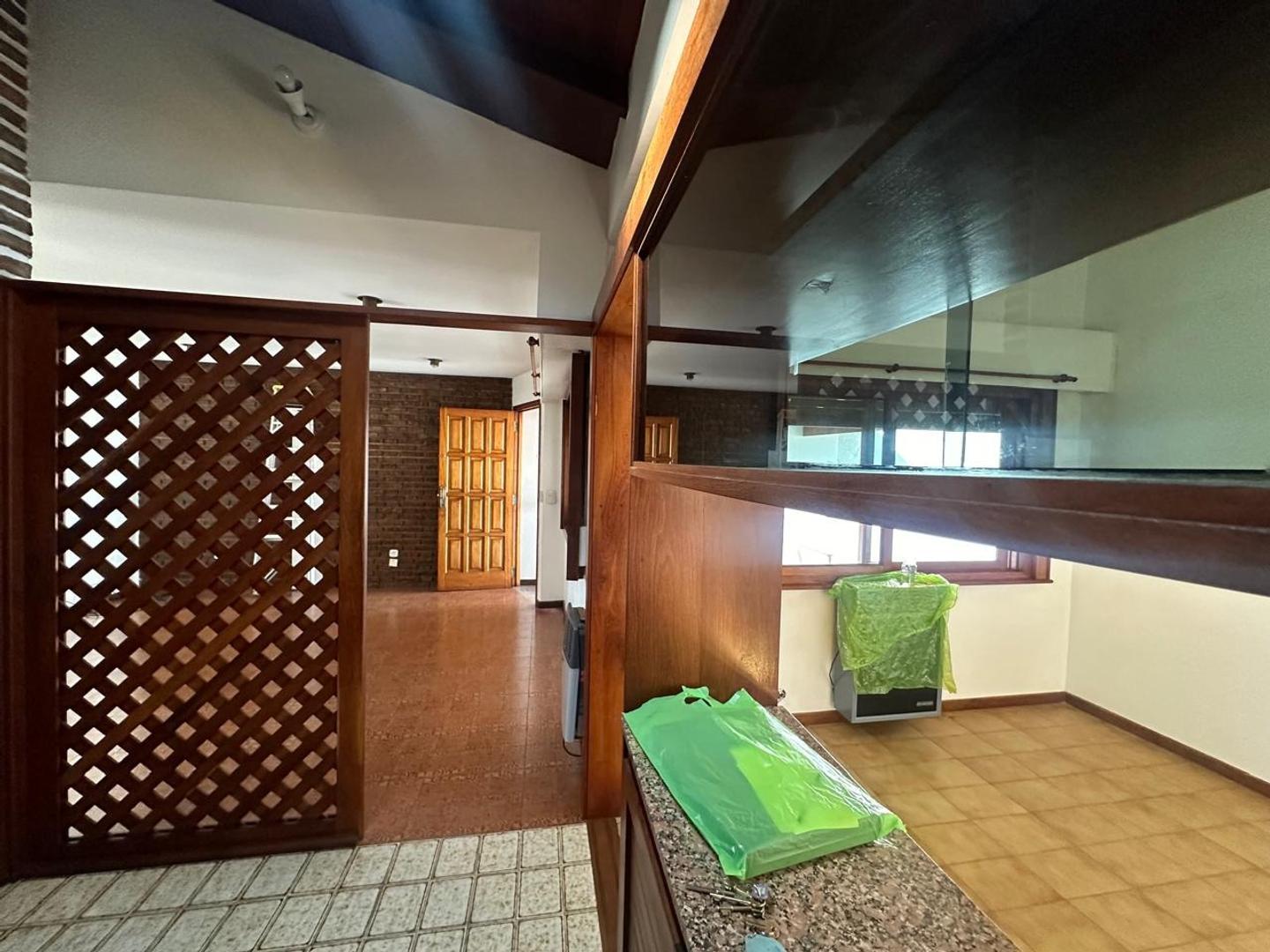 Depto Tipo Casa en Venta de 3 dormitorios