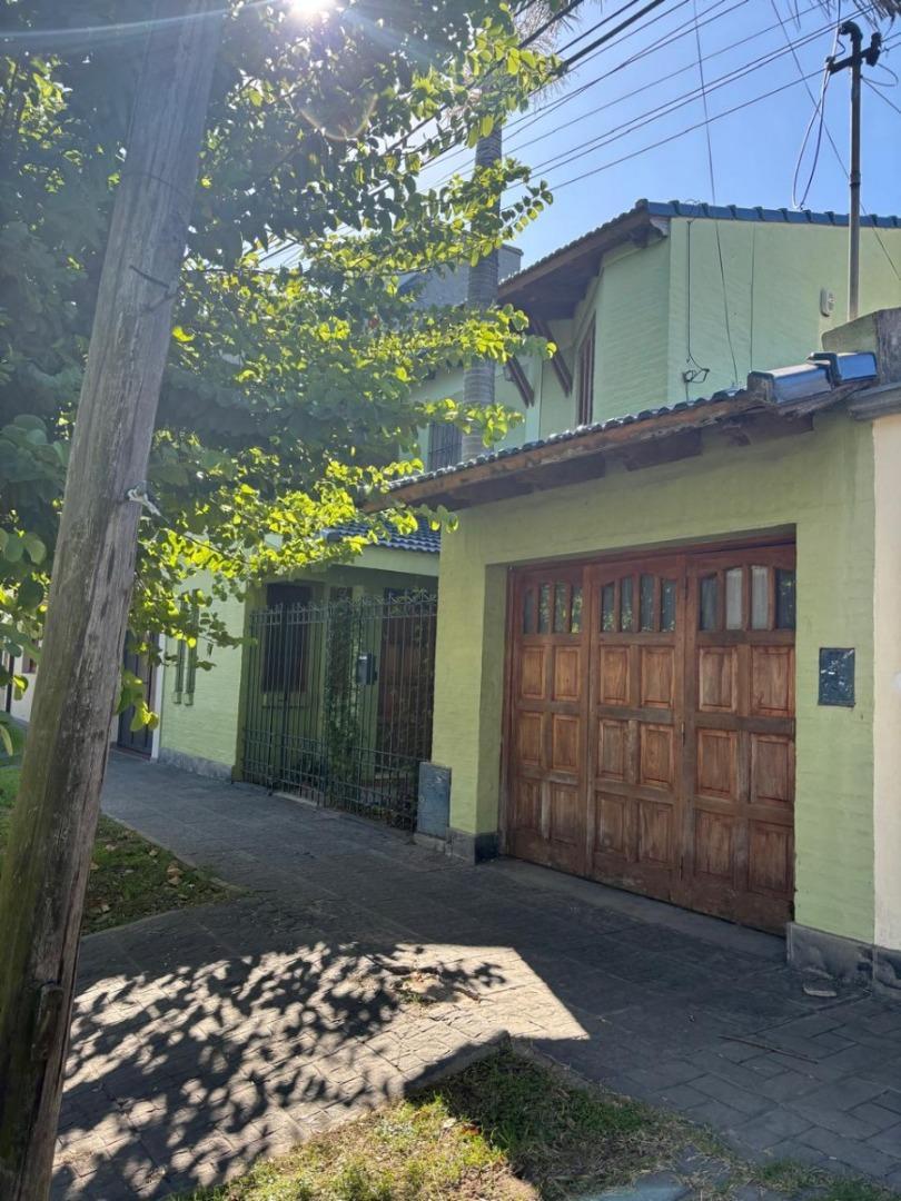 CASA EN VENTA - GUADALUPE OESTE- SANTA FE