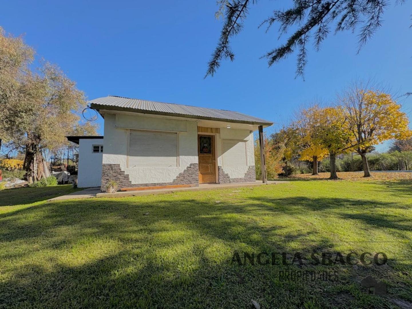 Casa 2 ambientes con 3 baños