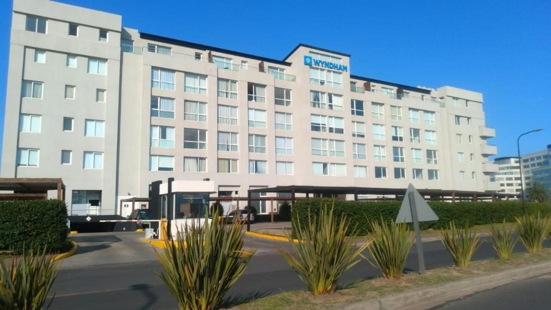 Monoambiente apto profesional en Lofts.