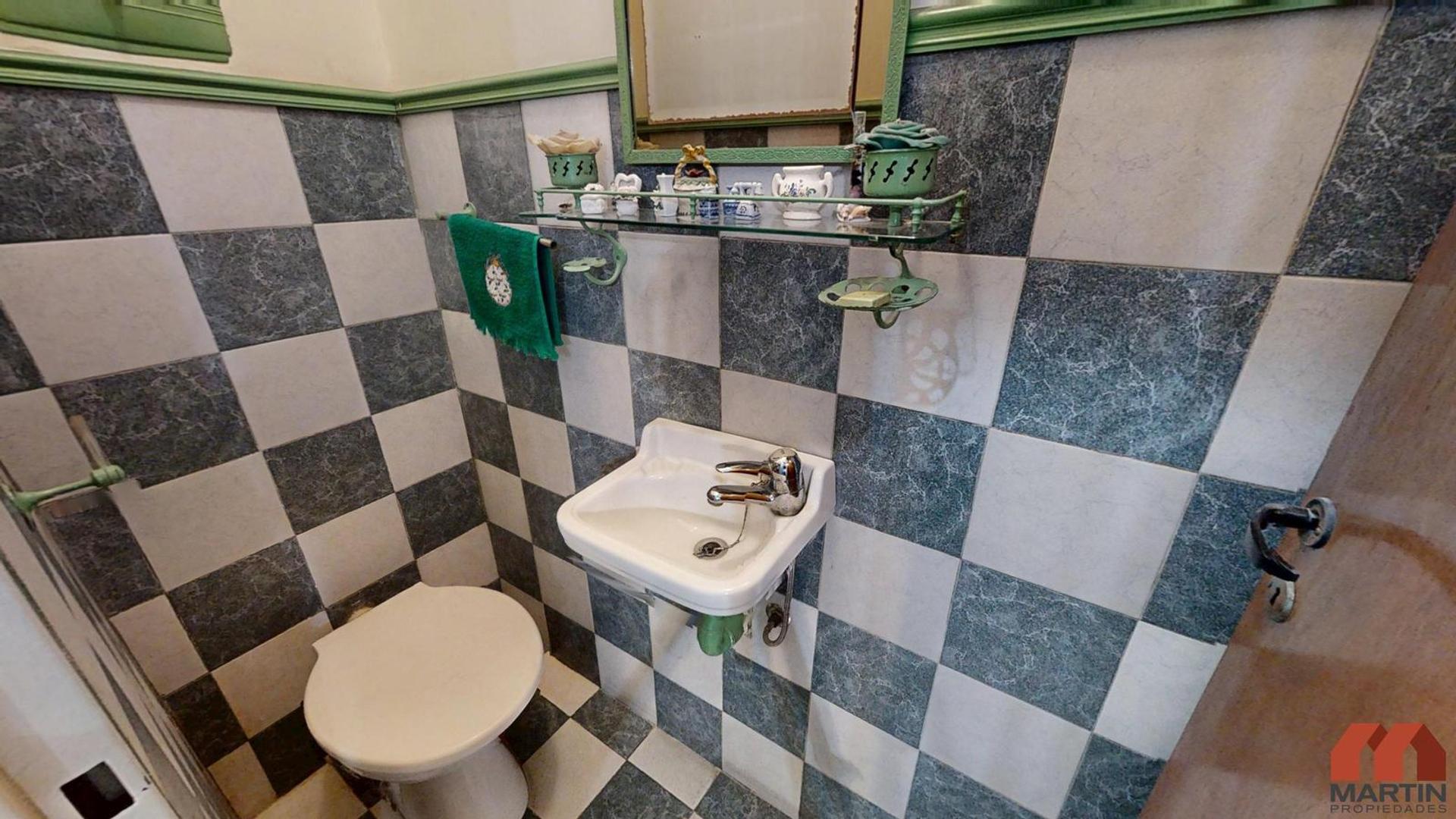 Casa en Venta de 4 Ambientes en Olivos con Garage, Jardín y Parrila