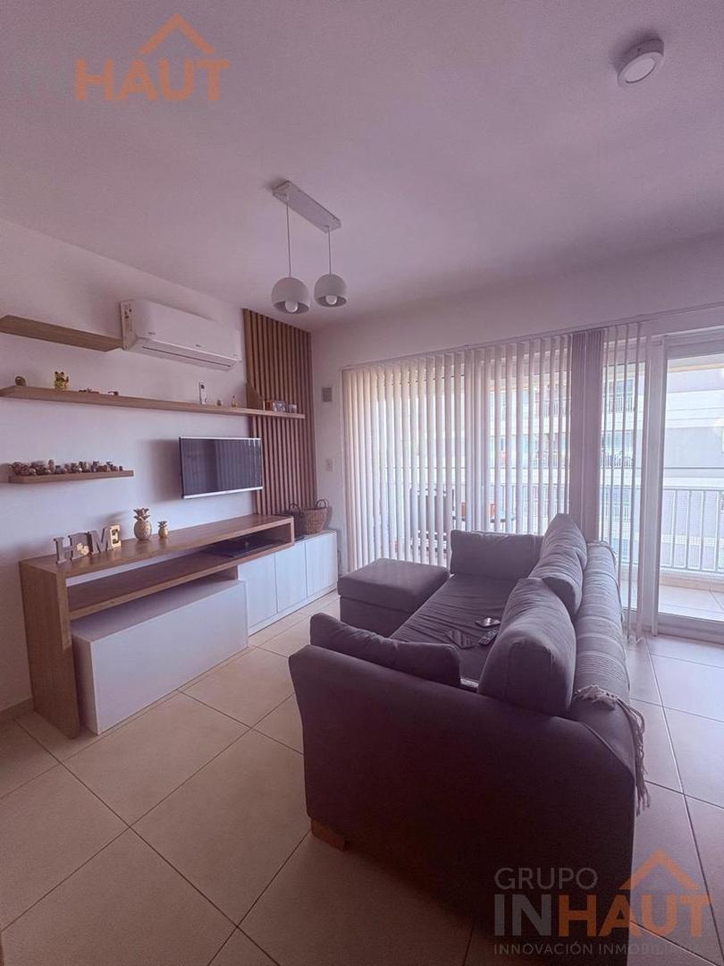 Departamento dos dormitorios amoblado