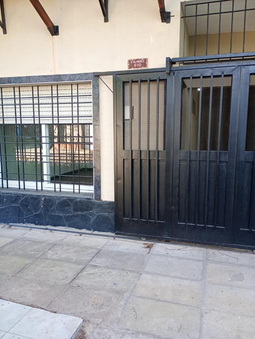 CASA PH  EN ALQUILER EN EL PALOMAR