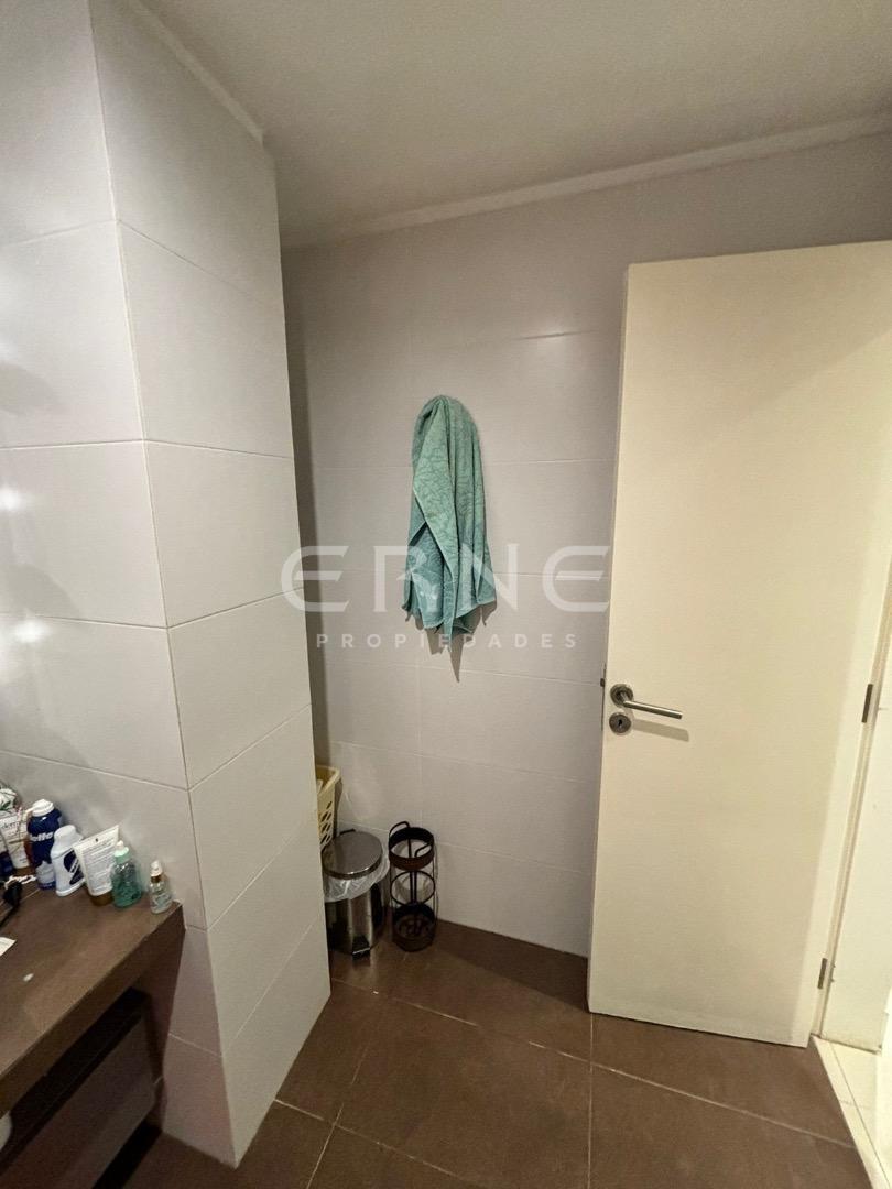 Departamento en Venta con 3 cocheras