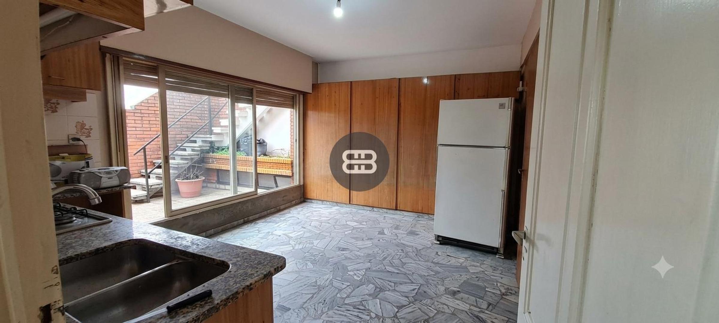 Depto Tipo Casa en Venta de 3 ambientes