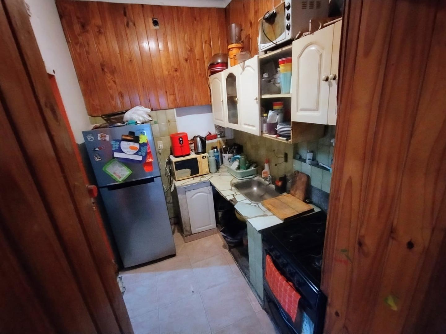 Casa 3 ambientes con 1 baño