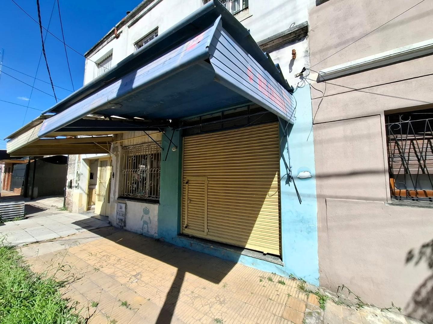 LOCAL DE APROX 3,50 X 5,50