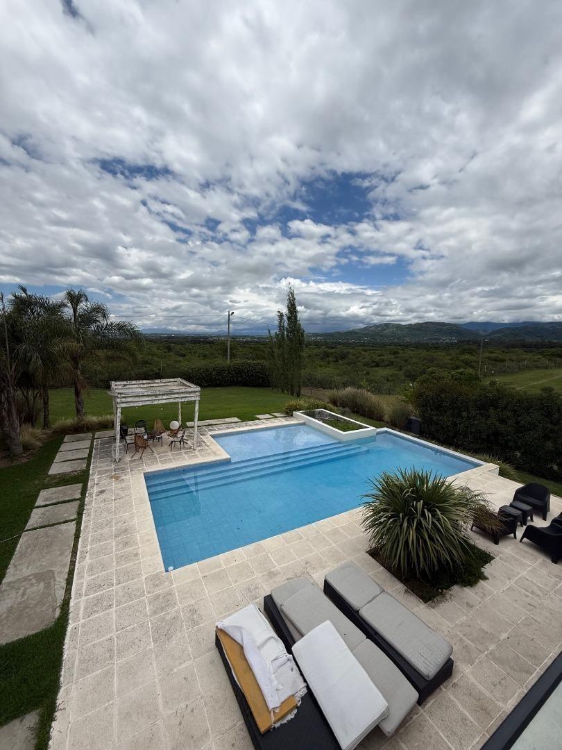 Imponente Casa Vta 5 Dor Suite/gge/esc/pil Cobos