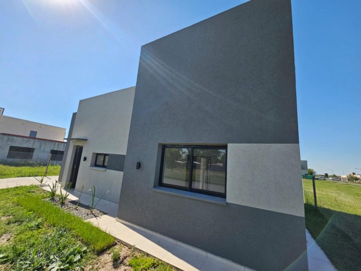 Casa en Venta en Funes Norte, USD 122.000