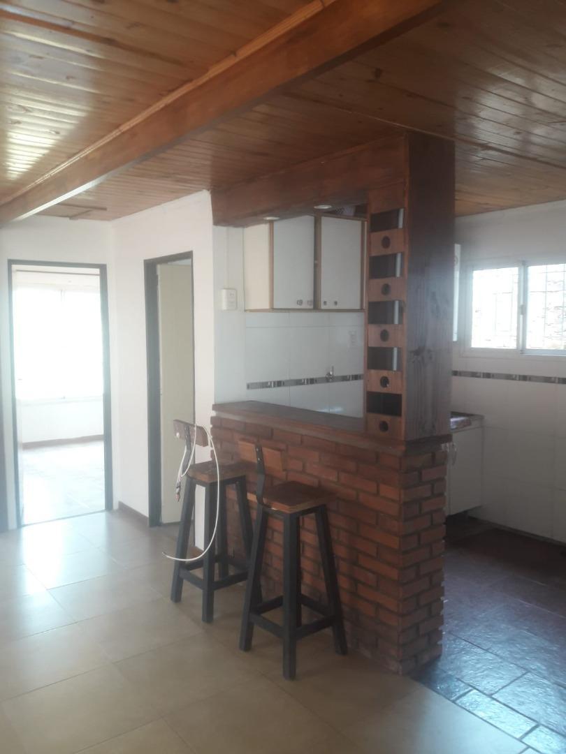 CASA DE DOS DORMITORIOS