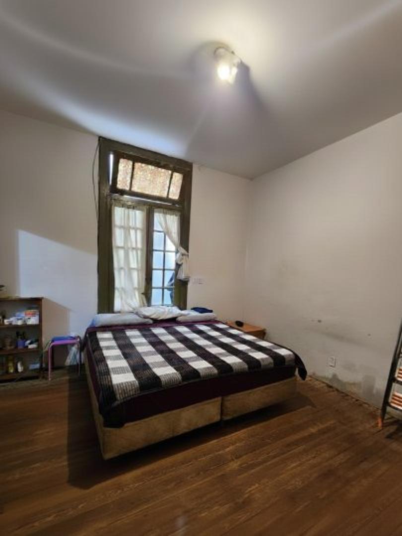 Depto Tipo Casa en Venta 76 años