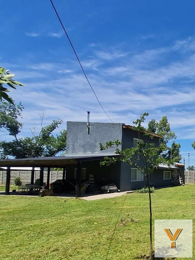 Casa en venta - 4 Dormitorios 2 Baños - 3.300Mts2 - Alejandro Korn, San VicenteA