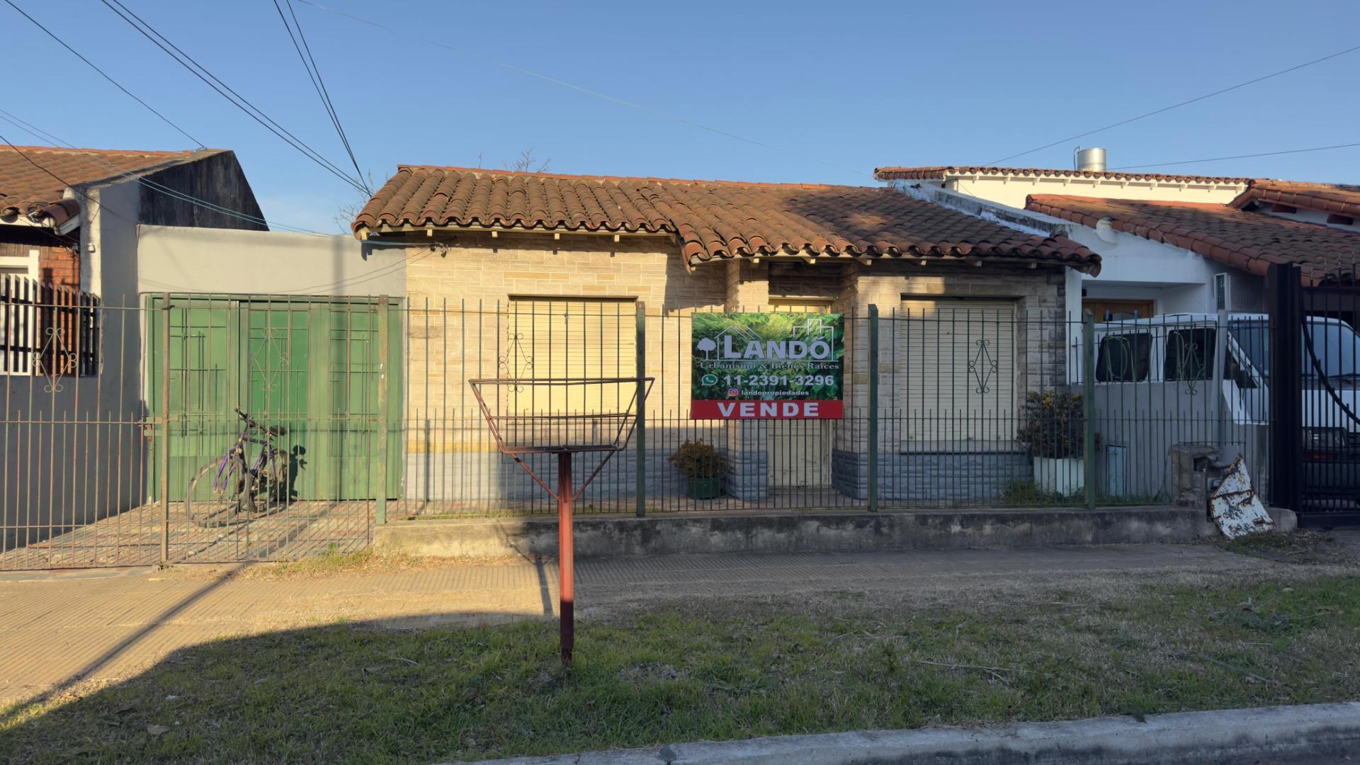 CASA EN VENTA 3 AMBIENTES A RECICLAR VILLA LUZURIAGA