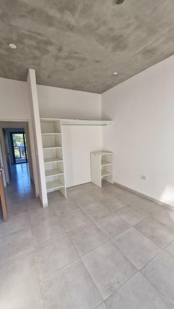 Avenida Belgrano 1400, Piso 1