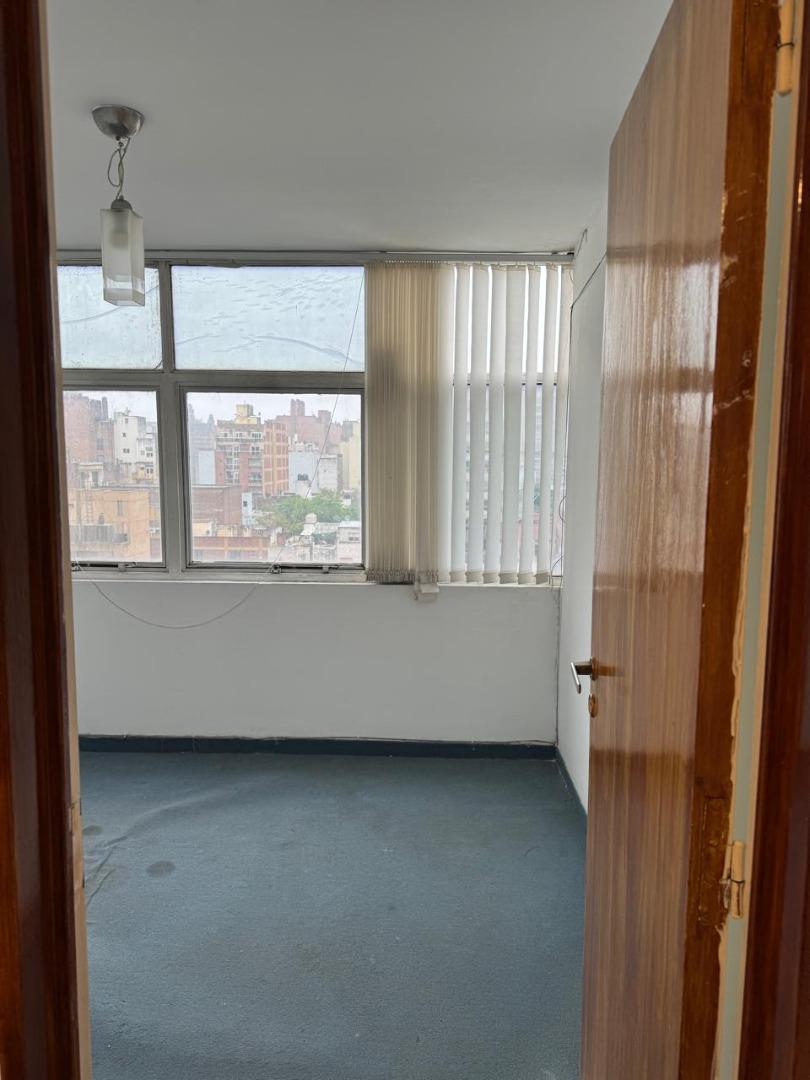 OFICINA EN VENTA 60 M2 ZONA TRIBUNALES.