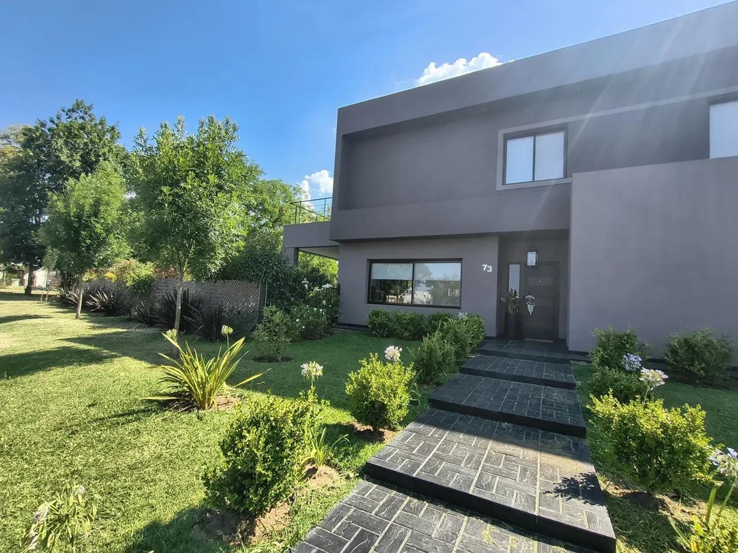 Almirante. Guillermo Brown 4200