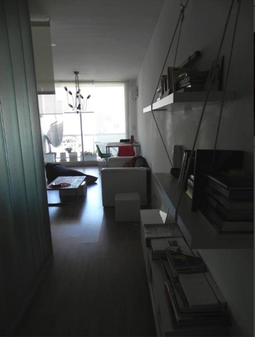 Av Alvarez Thomas 1000