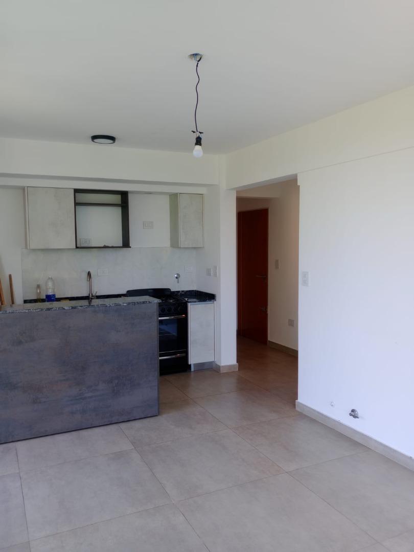 Departamento en Alquiler con 2 cocheras