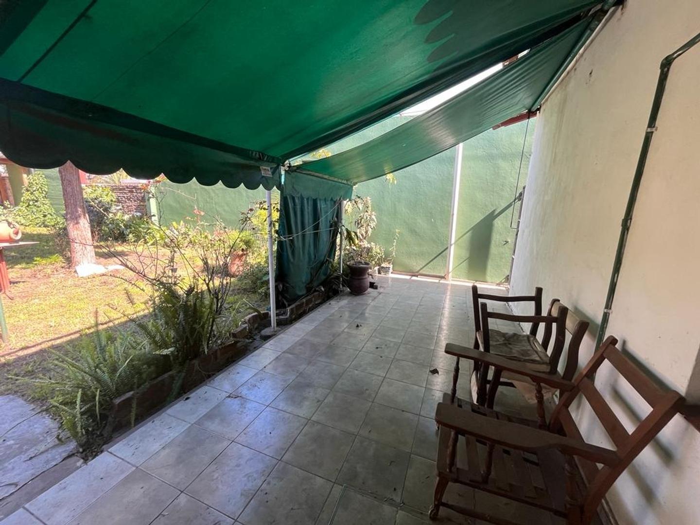 Esteban Echeverria 855