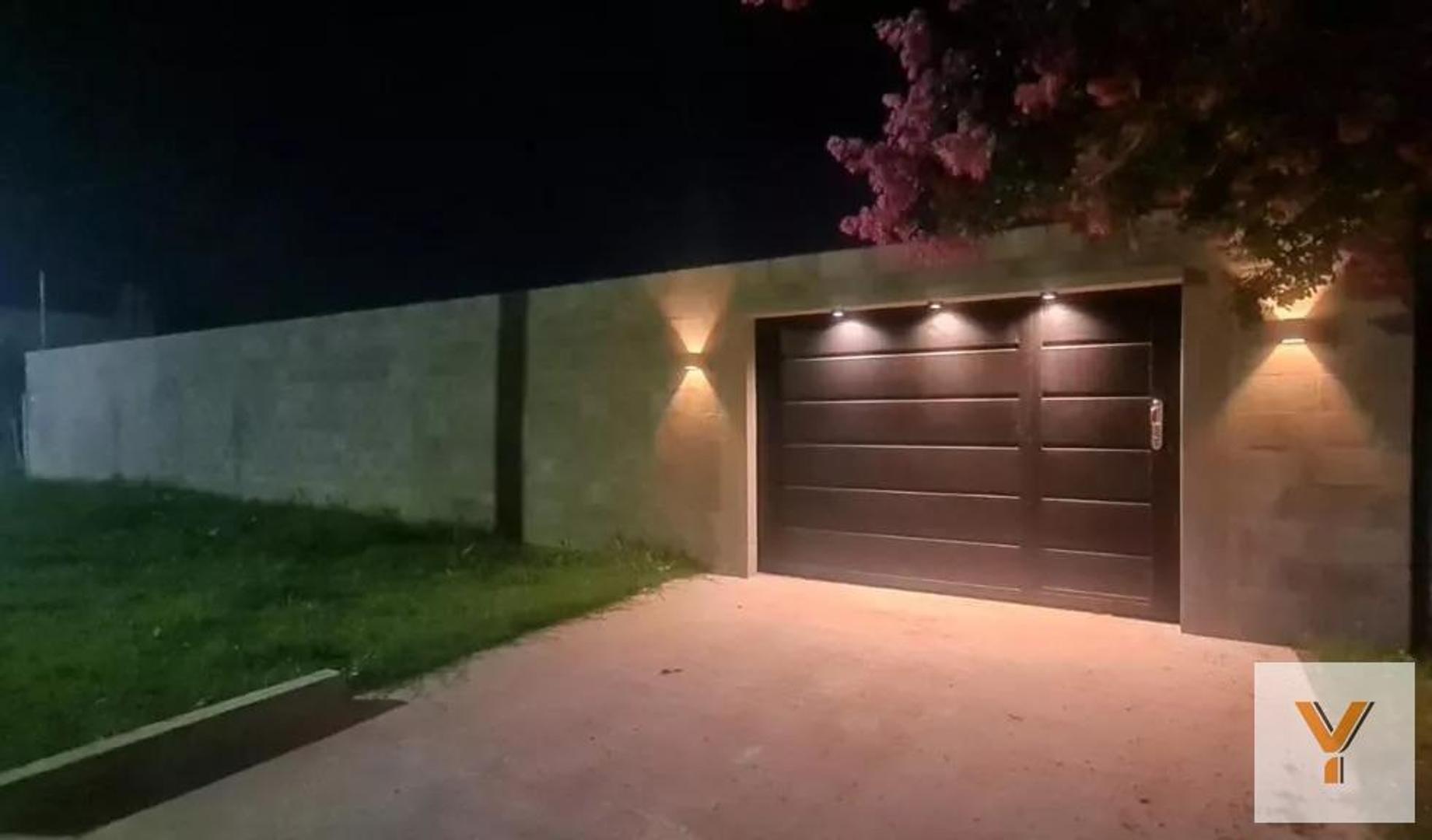 Casa 2 ambientes con 3 baños