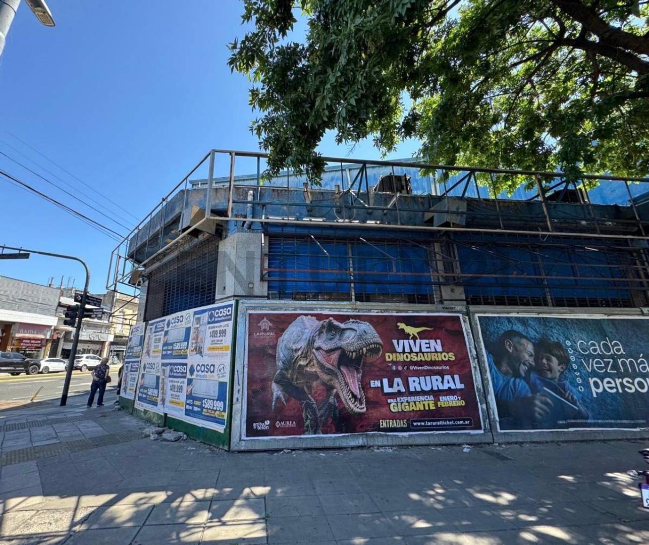 LOCAL COMERCIAL 700 m2 EN ALQUILER EN FLORESTA