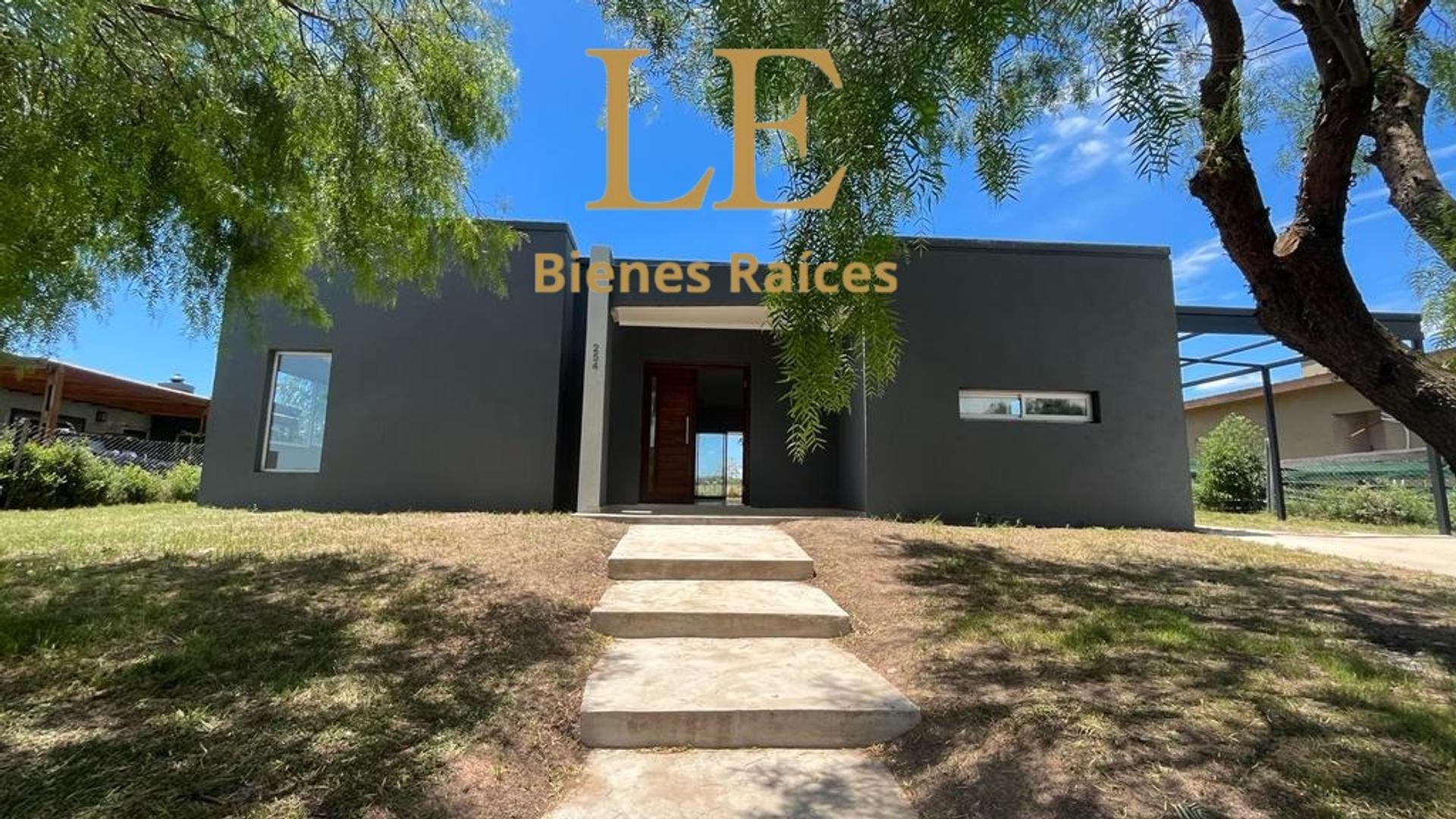 Venta Casa San Sebastian a espacio verde