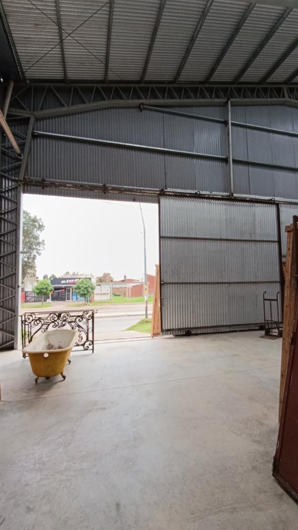 Avenida Mario Bravo 2100