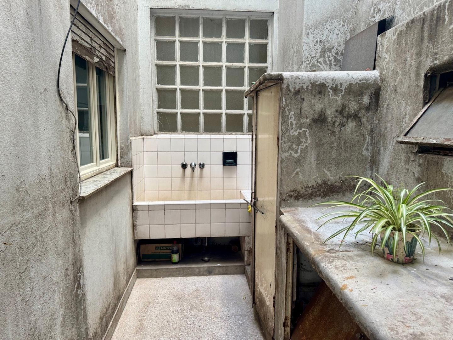 Departamento en Venta en Caballito Sur, USD 120.000