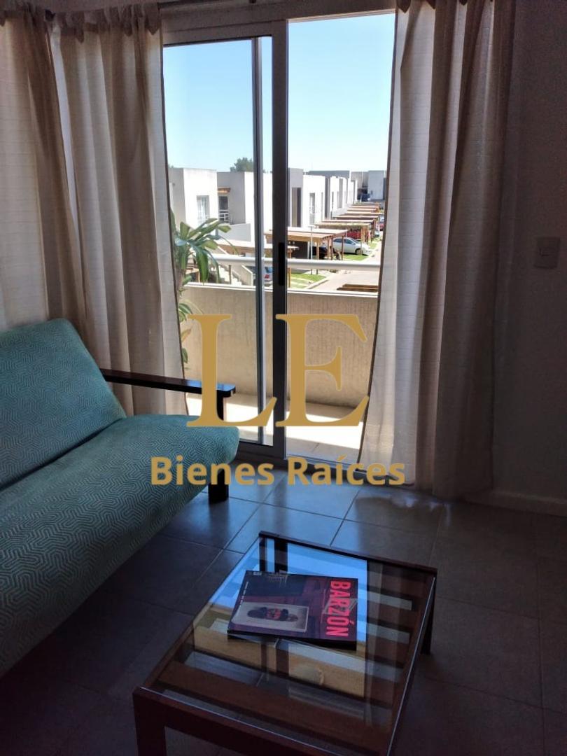 Av De Los Lagos 3100