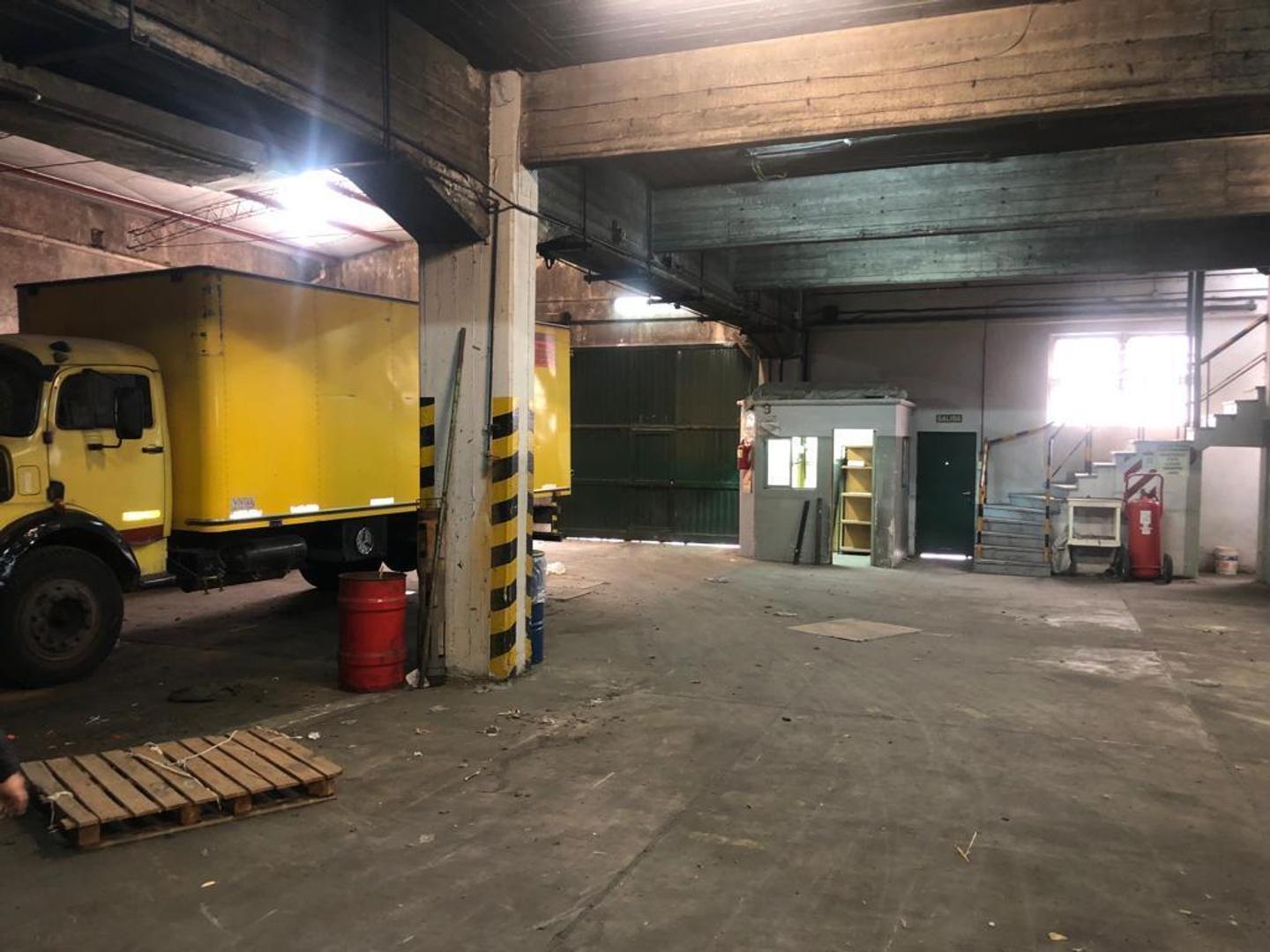 Galpon en Venta en Ramos Mejia, USD 1.000.000