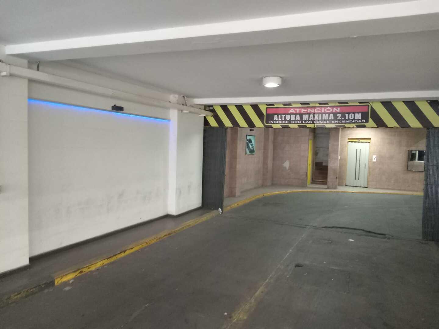 Cochera en Venta en La Plata [Cod: 2877]