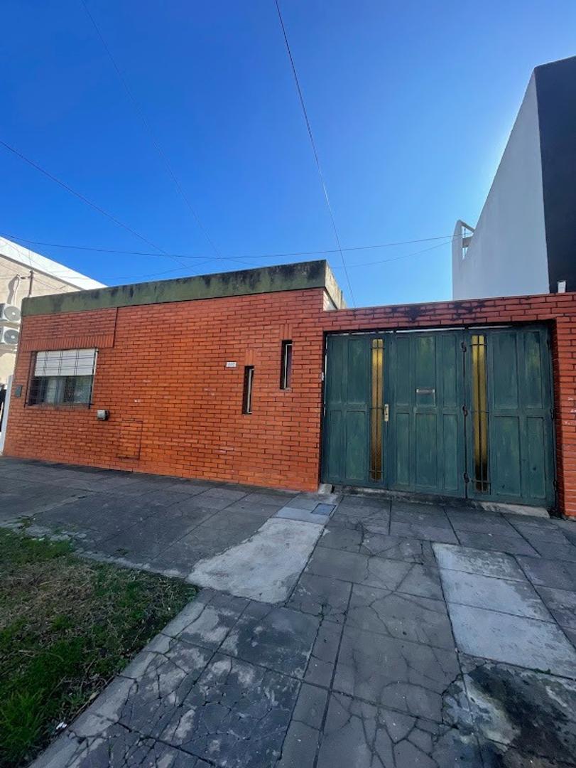 Casa en venta en Castelar Norte 4 ambientes